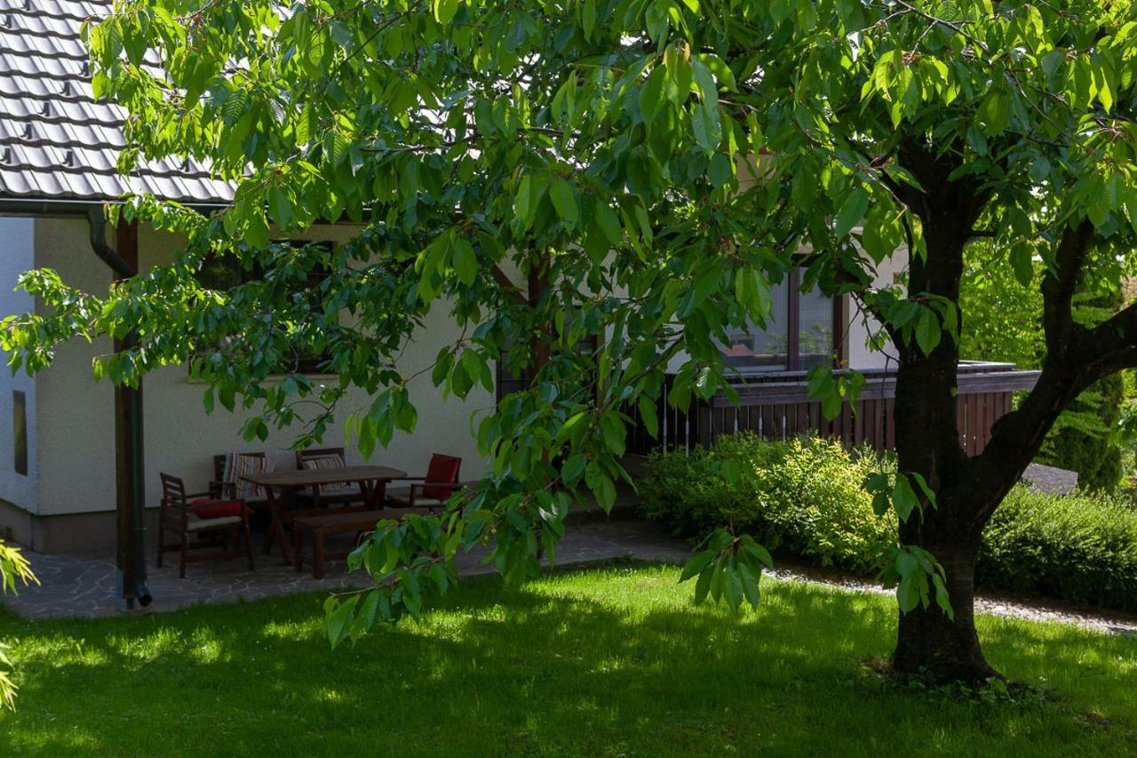 Vacation Home Sofia Zgornje Gorje ภายนอก รูปภาพ
