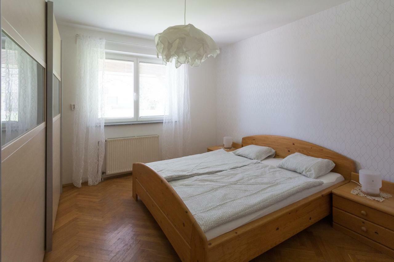 Vacation Home Sofia Zgornje Gorje ภายนอก รูปภาพ