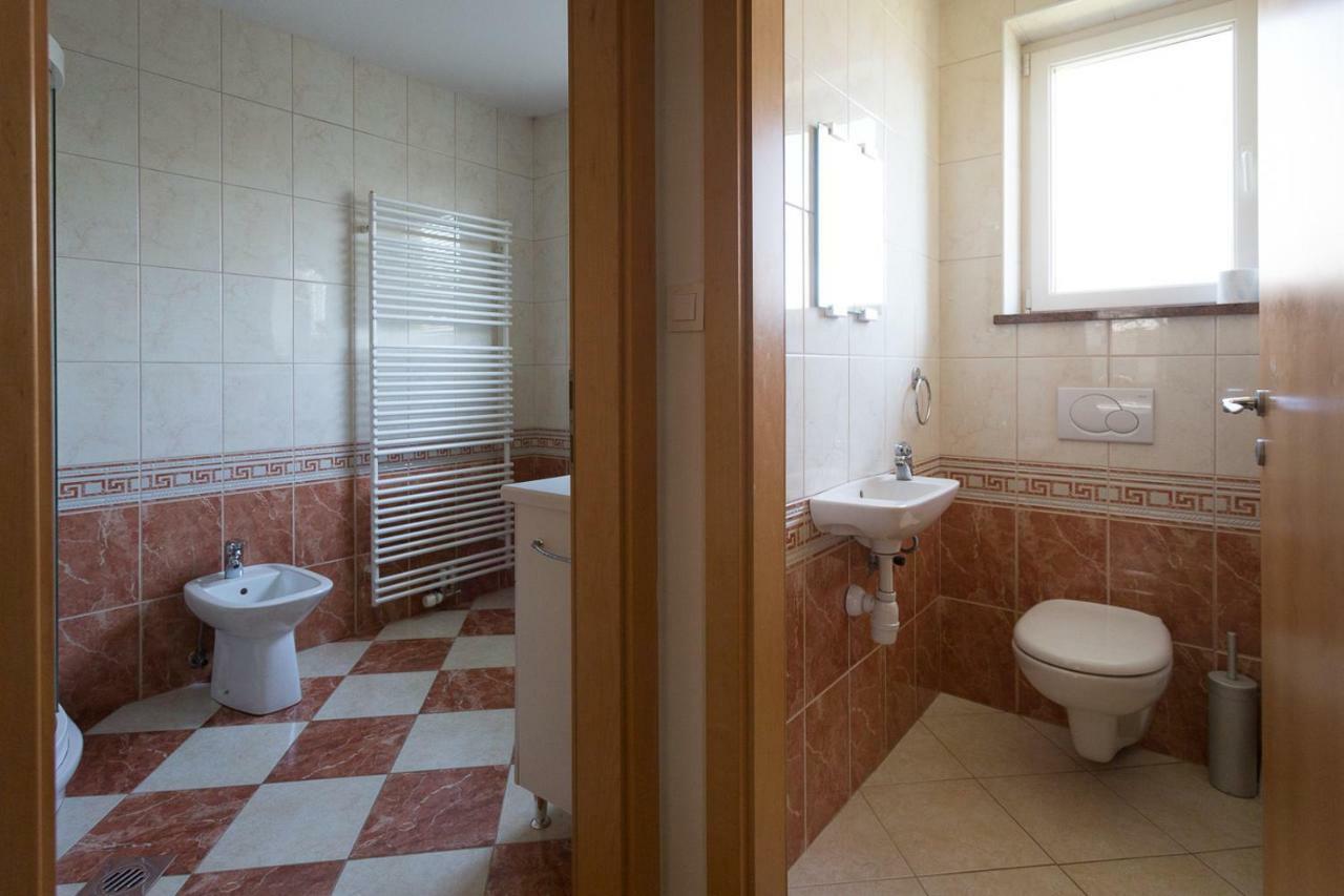 Vacation Home Sofia Zgornje Gorje ภายนอก รูปภาพ
